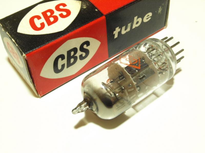 CiT radio tsf lampes tubes MAZDA  12 AT7 ECC81 état neuf marque CIT  AT 6018 Vintage 