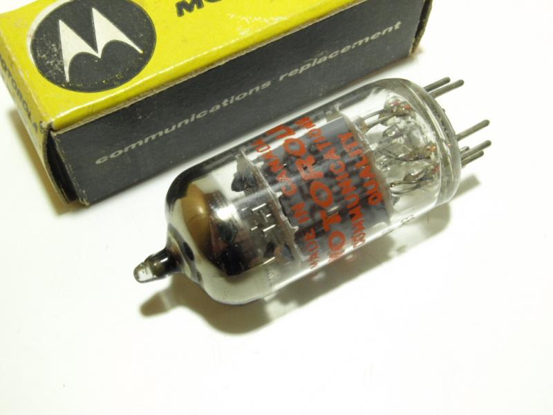 オーディオ機器真空管　12AU7/ECC82 Amperex 2本