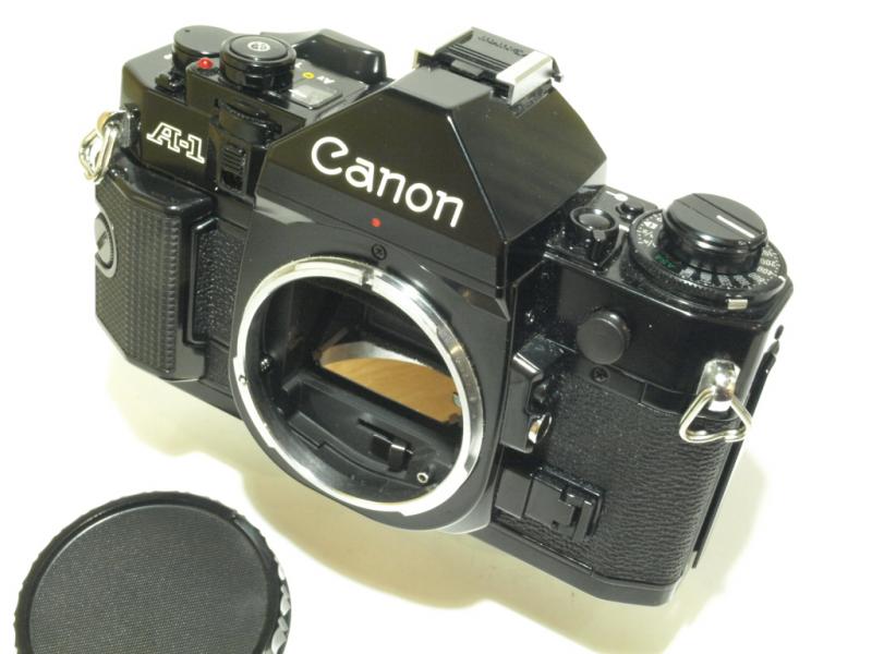新年の贈り物 【値下げ中】Canon AE-1(レンズ2本付き) フィルムカメラ