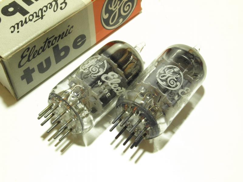 カメラのいわもと：真空管 12AU7、ECC82、同等管、類似管商品