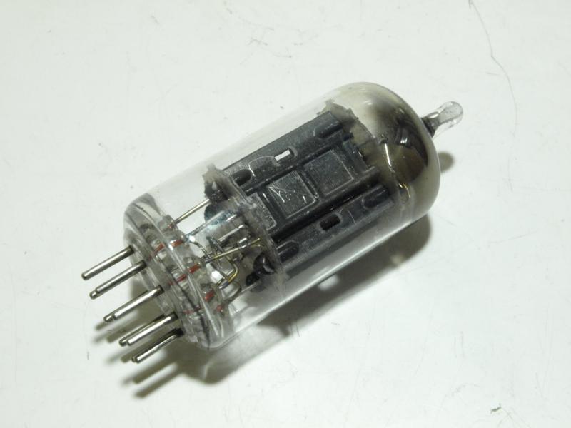カメラのいわもと：真空管 12AX7、ECC83、同等管、類似管商品在庫一覧
